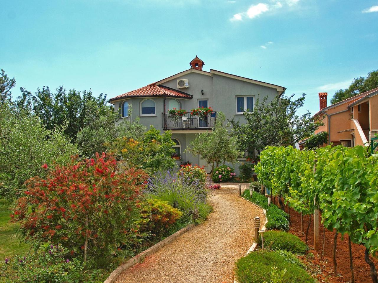 Apartments Fazanka 1002 Fažana Екстериор снимка